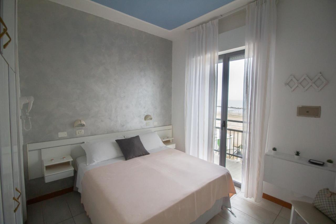 Hotel Morri Bellaria-Igea Marina Esterno foto